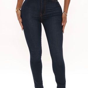 Fashion Nova Classic High Waist Skinny-Jeans Size-7!
